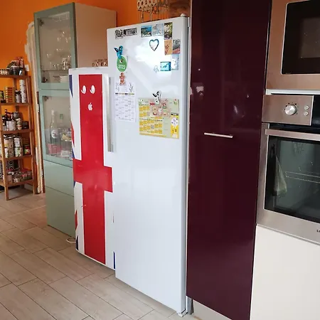 Le Doux Refuge Berceen Au Calme De Sa Campagne Pres Circuit Mans Sud, Grand Lit Avec Berceau Et Possibilite Lit Pliant En Rajout * Marigne-Laille