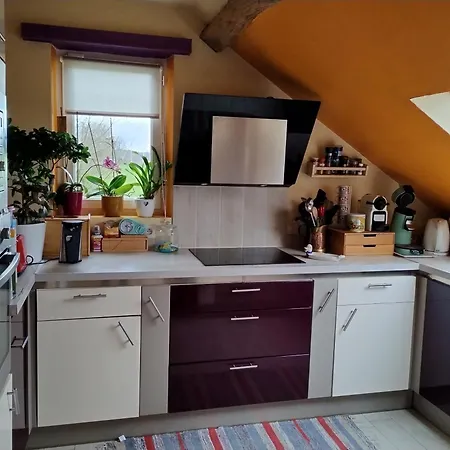 Guest house Le Doux Refuge Berceen Au Calme De Sa Campagne Pres Circuit Mans Sud, Grand Lit Avec Berceau Et Possibilite Lit Pliant En Rajout