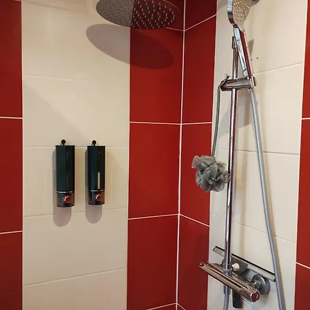 Le Doux Refuge Berceen Au Calme De Sa Campagne Pres Circuit Mans Sud, Grand Lit Avec Berceau Et Possibilite Lit Pliant En Rajout Marigne-Laille