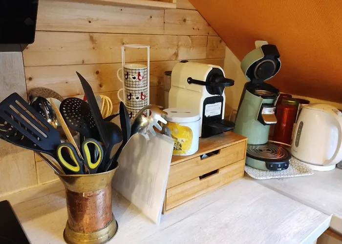 Le Doux Refuge Berceen Au Calme De Sa Campagne Pres Circuit Mans Sud, Grand Lit Avec Berceau Et Possibilite Lit Pliant En Rajout, Relais Motard * Marigne-Laille