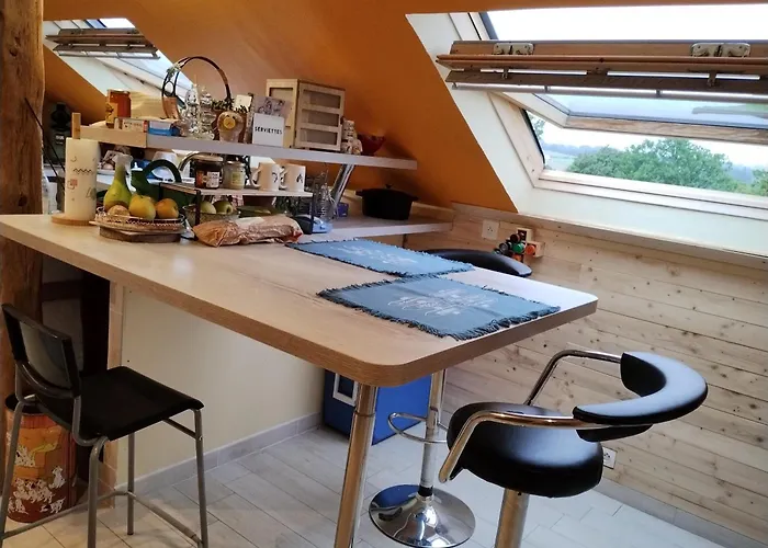 招待所 Le Doux Refuge Berceen Au Calme De Sa Campagne Pres Circuit Mans Sud, Grand Lit Avec Berceau Et Possibilite Lit Pliant En Rajout, Relais Motard *